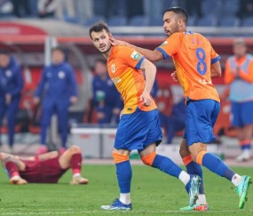 开云手机版-亚洲名帅十年恩仇延至中超，鲁沪对决鹿死谁手？